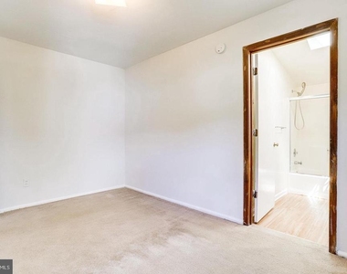 1922 Anderson Road - Photo Thumbnail 20