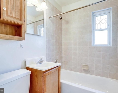1922 Anderson Road - Photo Thumbnail 22