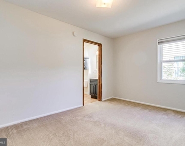 1922 Anderson Road - Photo Thumbnail 13
