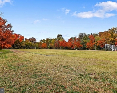 7332 Blade Drive - Photo Thumbnail 92
