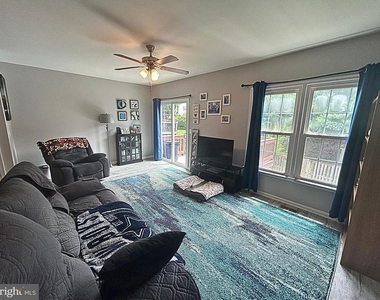 715 Acorn Court - Photo Thumbnail 24