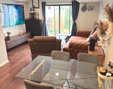 11124 Rock Garden Drive - Photo Thumbnail 2