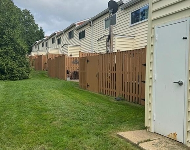 11124 Rock Garden Drive - Photo Thumbnail 16