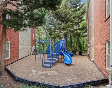 3303 Wyndham Circle - Photo Thumbnail 18