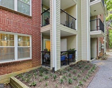 3303 Wyndham Circle - Photo Thumbnail 17