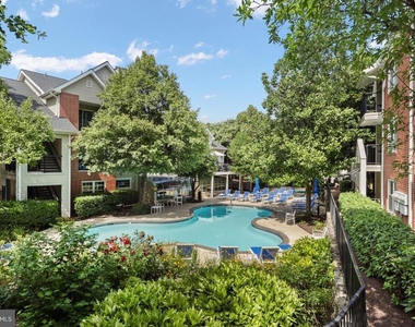 3303 Wyndham Circle - Photo Thumbnail 20