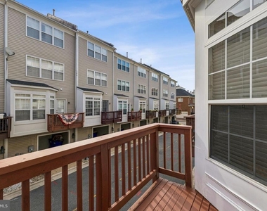126 Cameron Station Boulevard - Photo Thumbnail 24