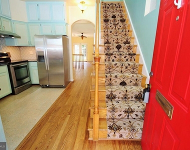 1006 Wythe Street - Photo Thumbnail 1