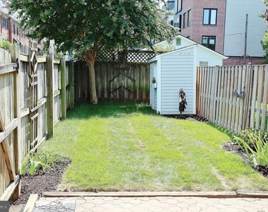1006 Wythe Street - Photo Thumbnail 23