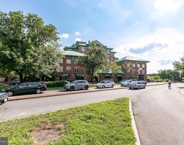 1006 Wythe Street - Photo Thumbnail 31