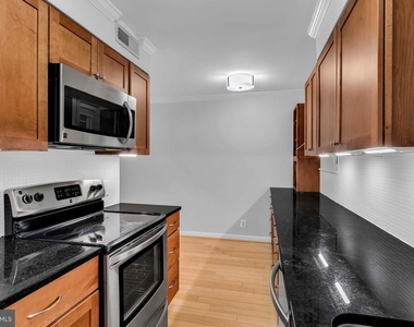 4635 28th Road S - Photo Thumbnail 7