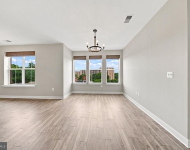 989 S Buchanan Street - Photo Thumbnail 5