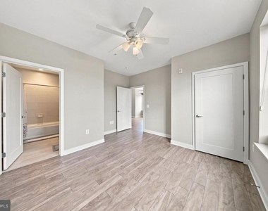 989 S Buchanan Street - Photo Thumbnail 10