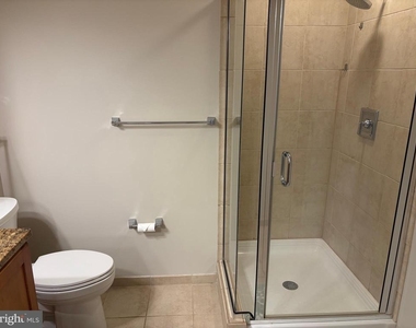 888 N Quincy Street - Photo Thumbnail 20