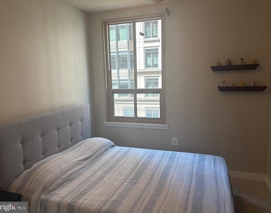 888 N Quincy Street - Photo Thumbnail 18