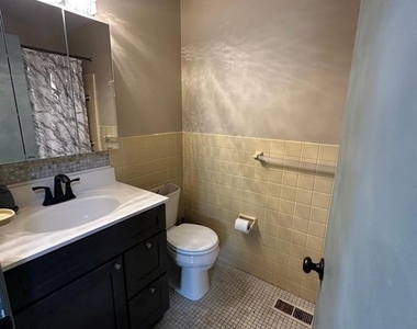 7837 Lawndale Avenue - Photo Thumbnail 10