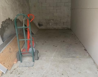 491 W Abbottsford Avenue - Photo Thumbnail 1