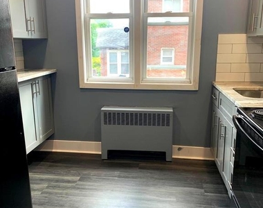 491 W Abbottsford Avenue - Photo Thumbnail 2