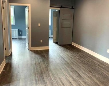 491 W Abbottsford Avenue - Photo Thumbnail 8