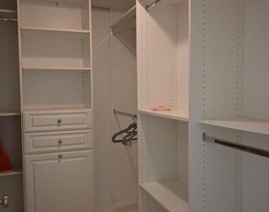 50 N Front Street - Photo Thumbnail 14