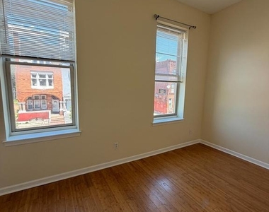 1928 W Diamond Street - Photo Thumbnail 7