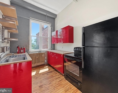 14 W Harvey Street - Photo Thumbnail 15