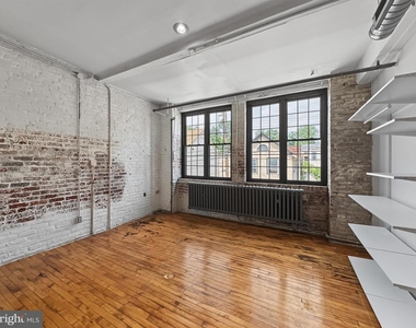 14 W Harvey Street - Photo Thumbnail 5
