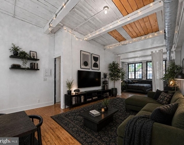 14 W Harvey Street - Photo Thumbnail 2