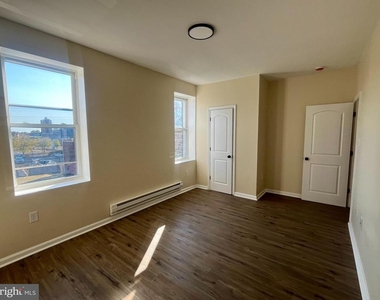 4059 Powelton Avenue - Photo Thumbnail 11