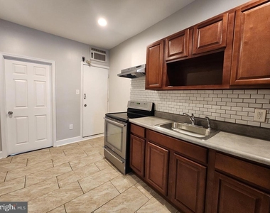 3114 W Gordon Street - Photo Thumbnail 2