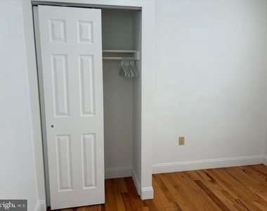 2908 Ridge Avenue - Photo Thumbnail 8