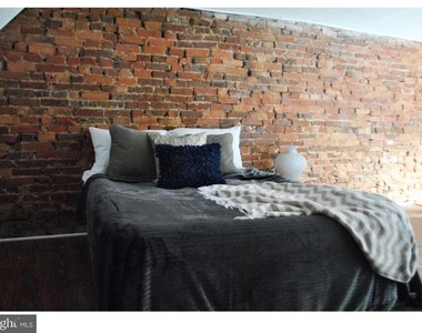 5027 Pine Street - Photo Thumbnail 8