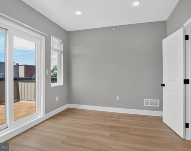 1843 E Hazzard Street - Photo Thumbnail 27