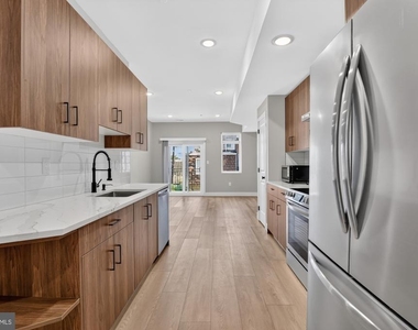 1843 E Hazzard Street - Photo Thumbnail 10