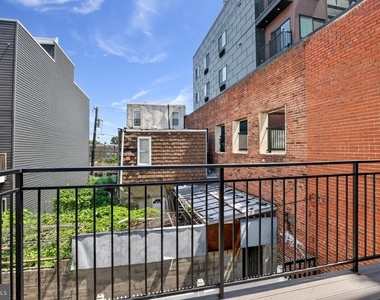 1843 E Hazzard Street - Photo Thumbnail 8