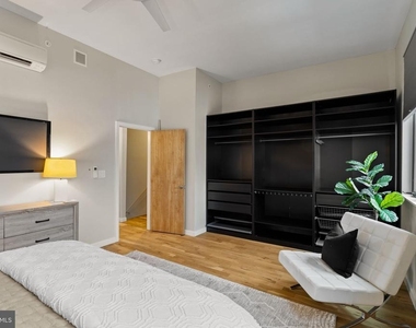 1720 Folsom Street - Photo Thumbnail 20