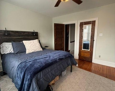 4537 Manayunk Avenue - Photo Thumbnail 11
