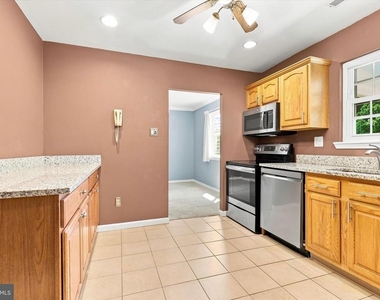 320 Flourtown Road - Photo Thumbnail 3