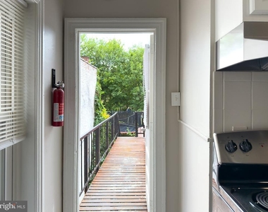 332 Chestnut Street - Photo Thumbnail 6
