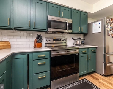 786 Bradford Terrace - Photo Thumbnail 7