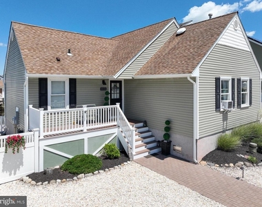 140 Matilda Drive - Photo Thumbnail 48