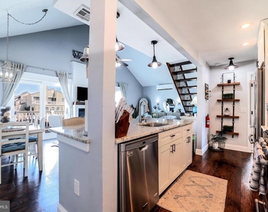 140 Matilda Drive - Photo Thumbnail 4
