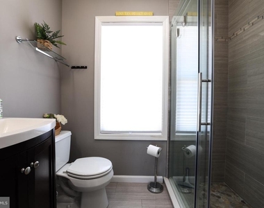 140 Matilda Drive - Photo Thumbnail 40