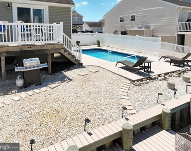 140 Matilda Drive - Photo Thumbnail 57