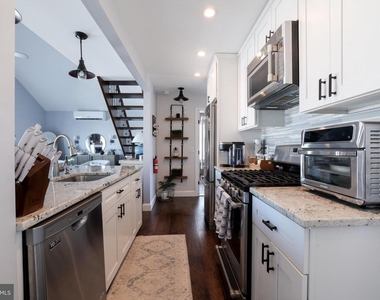 140 Matilda Drive - Photo Thumbnail 15