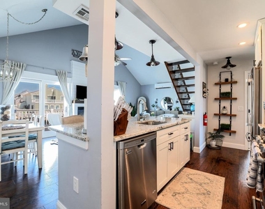 140 Matilda Drive - Photo Thumbnail 14