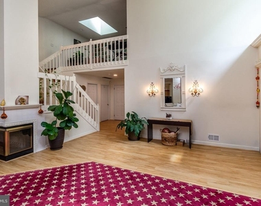 5 Nottingham Circle - Photo Thumbnail 8