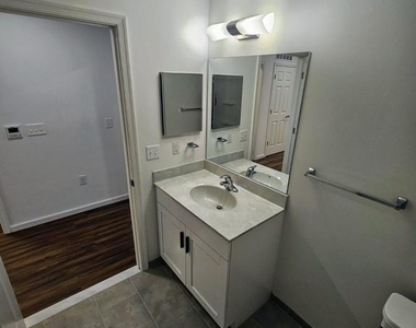 200 Hamilton Avenue - Photo Thumbnail 15