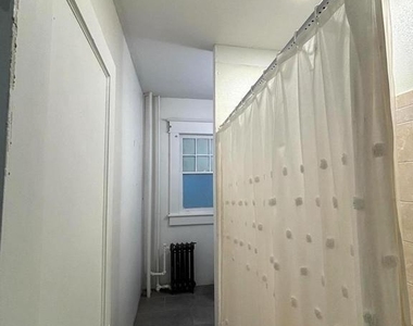 14 Simpson Avenue - Photo Thumbnail 10