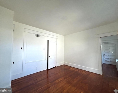 14 Simpson Avenue - Photo Thumbnail 4